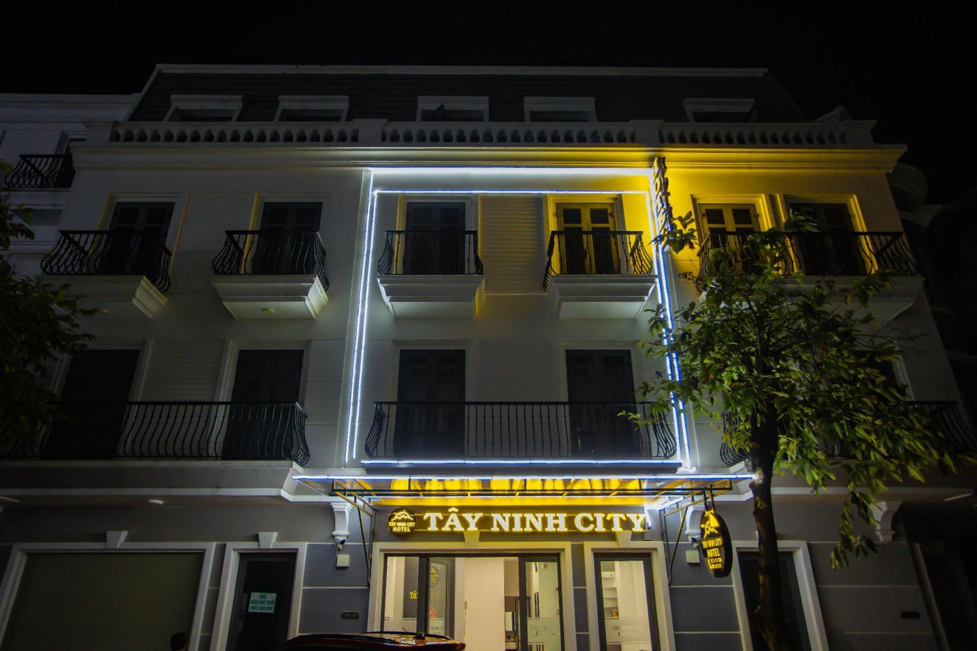 Tay Ninh City Hotel Екстериор снимка